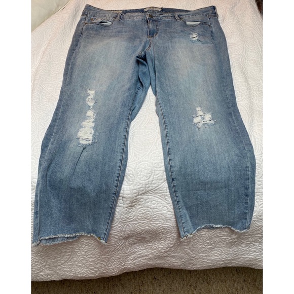 cropped jeans size 22
